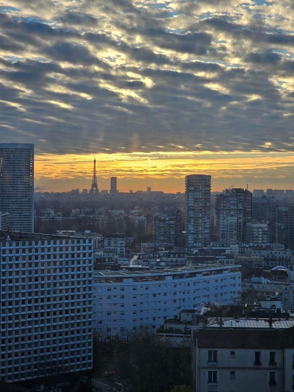 Paris Bleu Puteaux